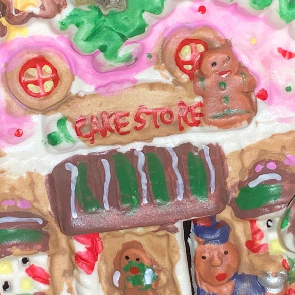 Gingerfrost Lane 2005 Cake Store Christmas Village Gingerbread House Style - Picture 3 of 11
